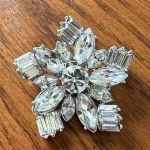 Rhinestone flower brooch